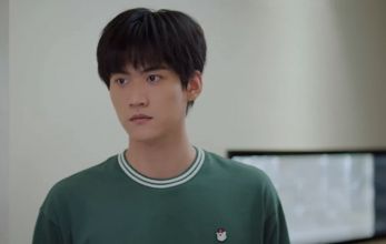 Поймать бабочку